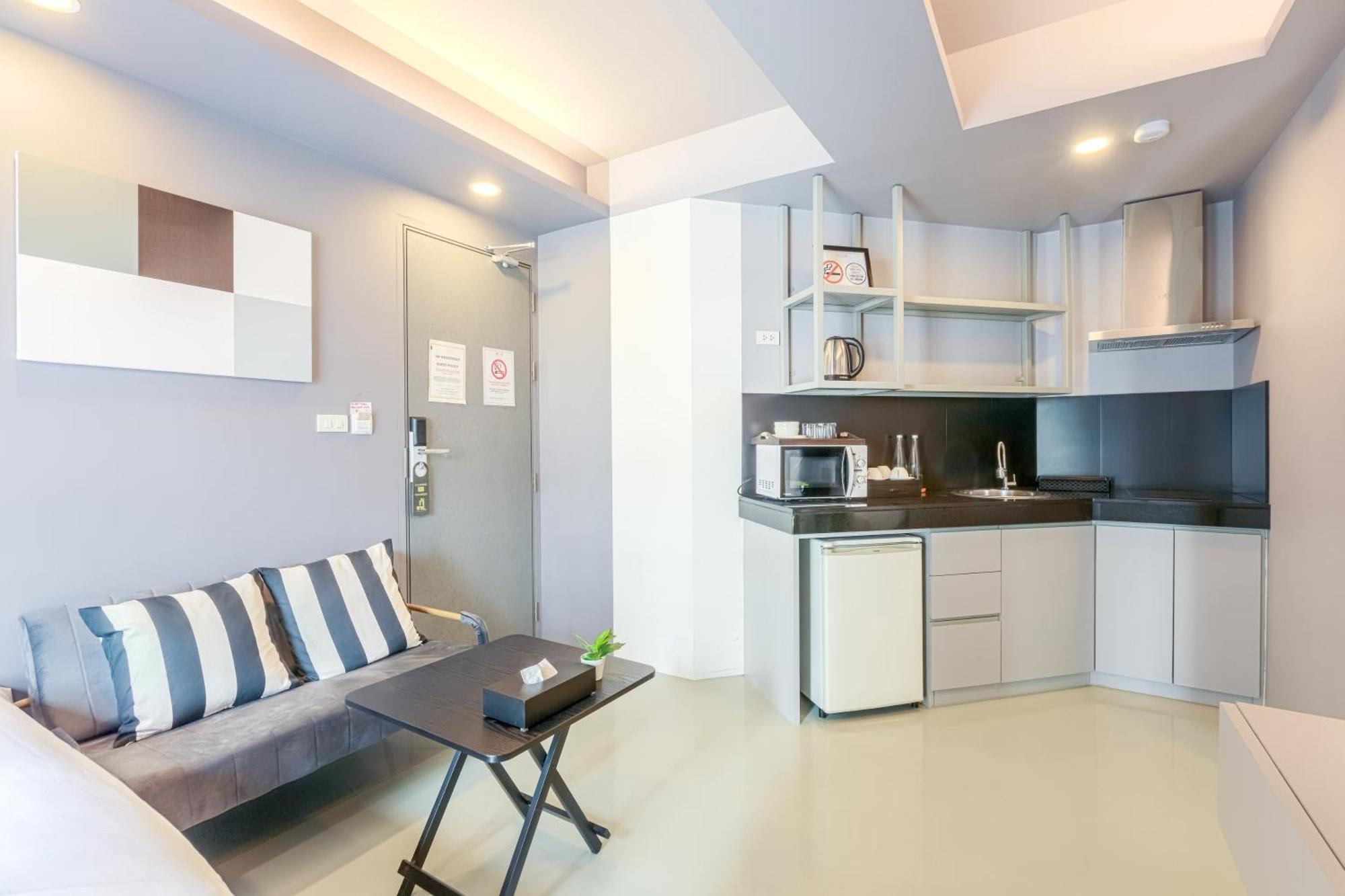 24 Hills Hotel กรุงเทพมหานคร ภายนอก รูปภาพ